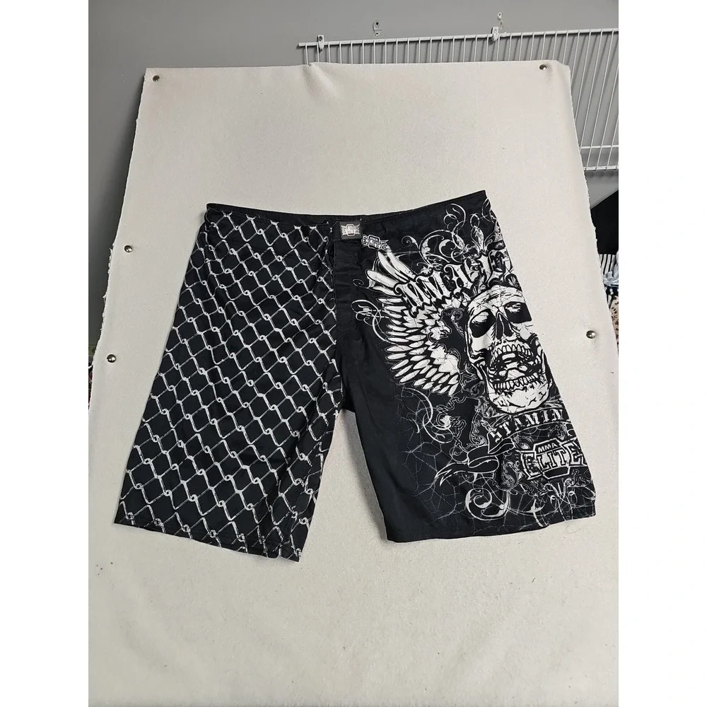 MMA Elite‎ Board Shorts Mens 2XL  Skulls Chains Black Y2K